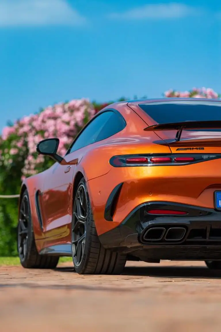 Mercedes-AMG GT 2025 - 21