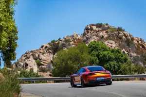 Mercedes-AMG GT 2025