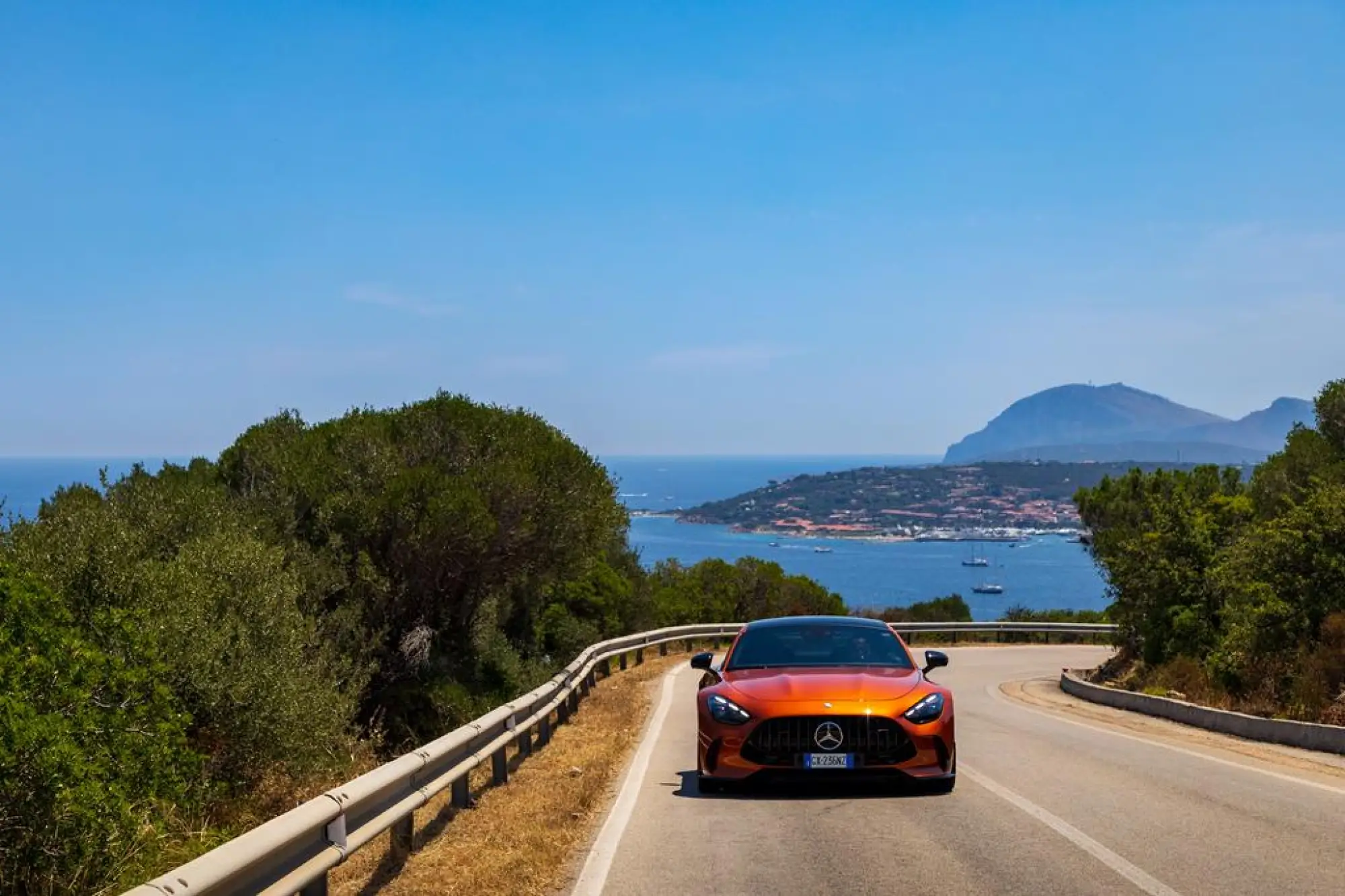 Mercedes-AMG GT 2025 - 12
