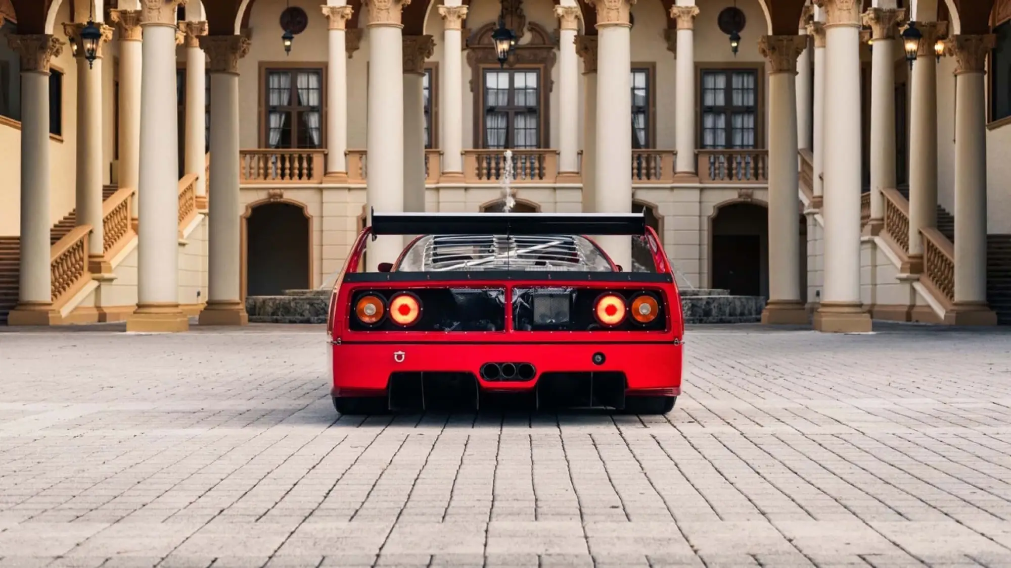 Ferrari F40 LM by Michelotto - Asta Sothebys - 3