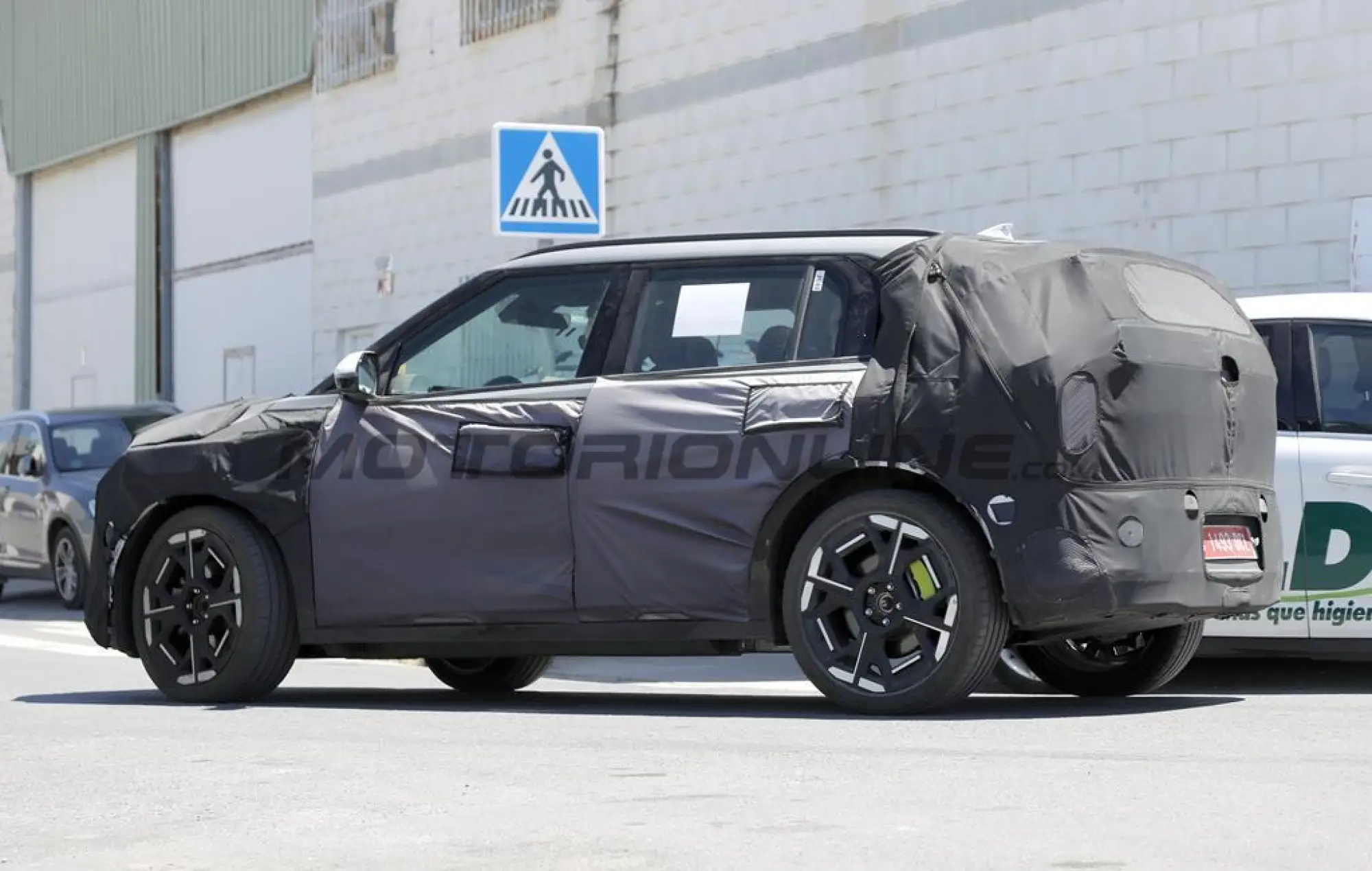 Kia EV3 GT - Foto spia 23-07-2025 - 7