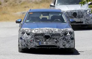 Mercedes Classe C station wagon 2026 - Foto spia 23-07-2025 - 10