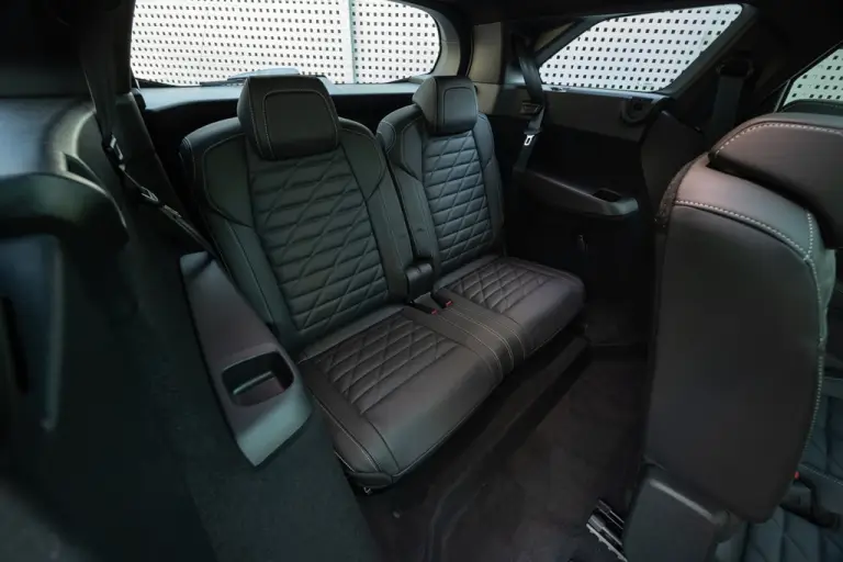 Peugeot E-5008 Dual Motor - 6