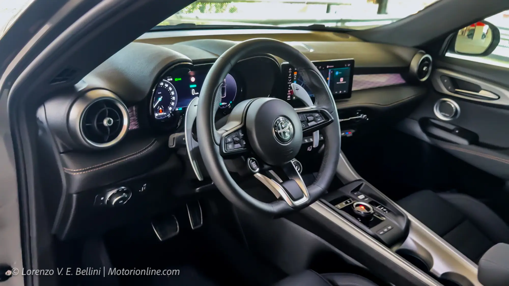Alfa Romeo Tonale Veloce PHEV - Come E e Come Va - 25