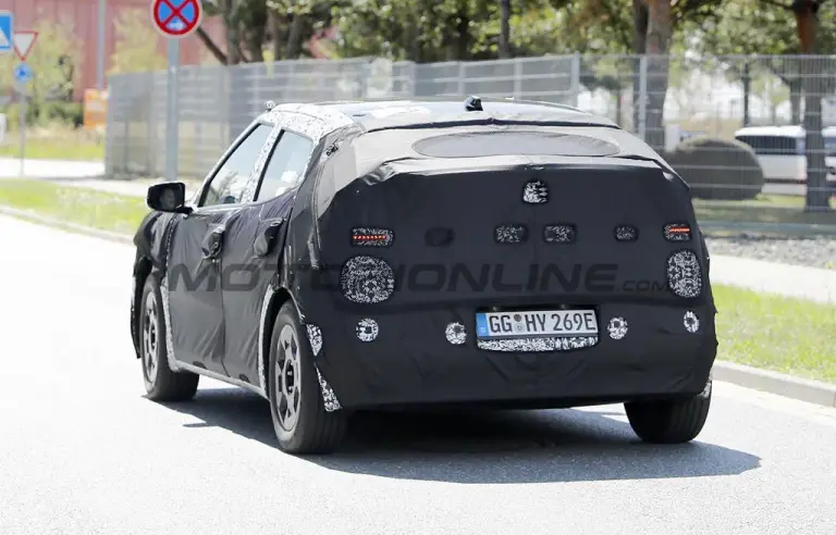 Hyundai Ioniq 2 - Foto spia 30-07-2025 - 10