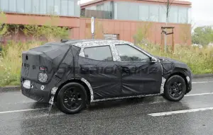 Hyundai Ioniq 2 - Foto spia 30-07-2025