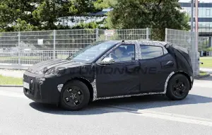 Hyundai Ioniq 2 - Foto spia 30-07-2025