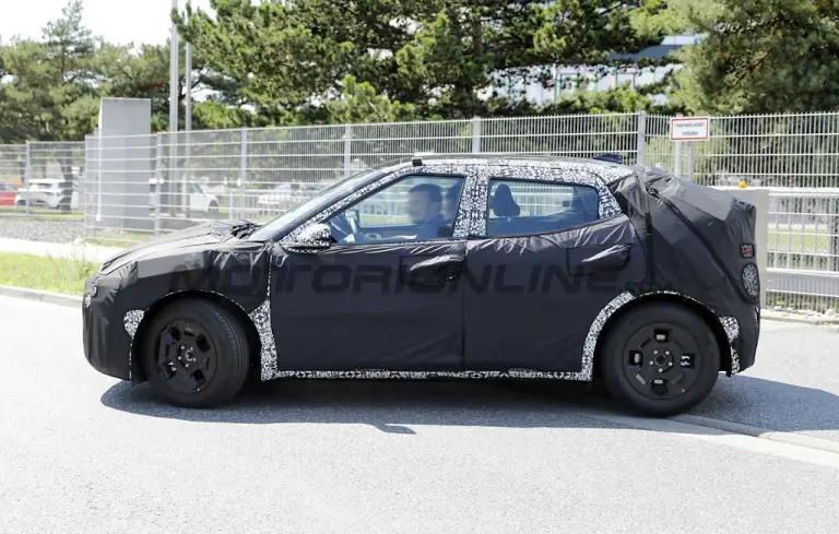 Hyundai Ioniq 2 - Foto spia 30-07-2025 - 7