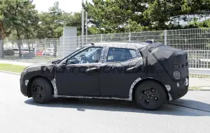 Hyundai Ioniq 2 - Foto spia 30-07-2025