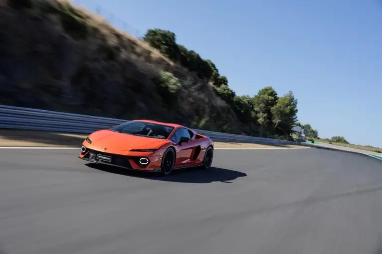 Lamborghini Temerario - Debutto dinamico - 35