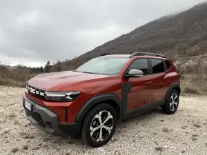 Dacia Duster Eco-G prova su strada