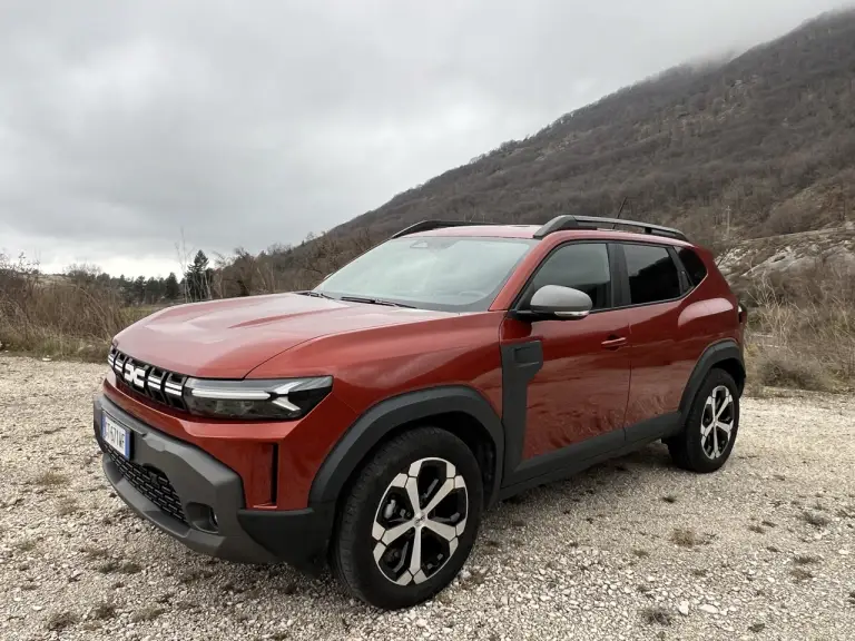 Dacia Duster Eco-G prova su strada - 1