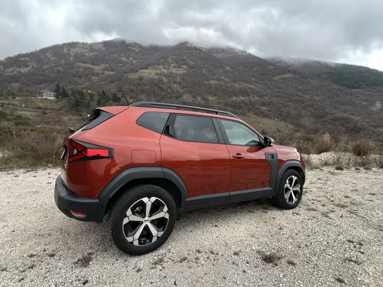 Dacia Duster Eco-G prova su strada - 8