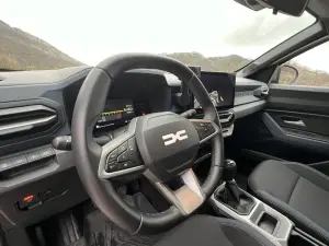 Dacia Duster Eco-G prova su strada