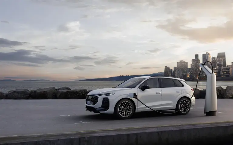 Audi Q3 e-hybrid - 8