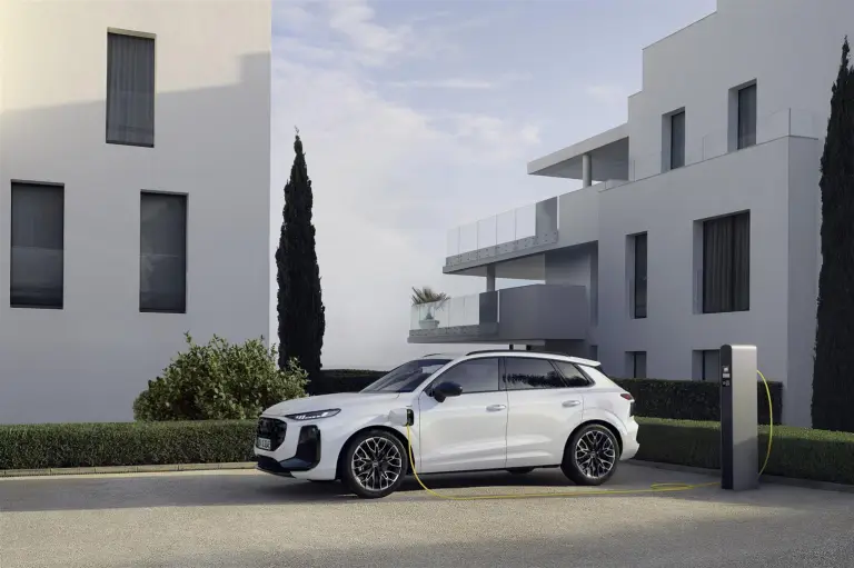 Audi Q3 e-hybrid - 4