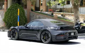 Porsche 911 Turbo Cabrio 2026 - Foto spia 04-08-2025