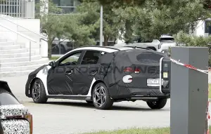 Hyundai i30 Wagon 2026 - Foto spia 05-08-2025