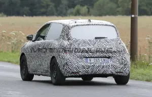 Renault Twingo 2026 - Foto spia 05-08-2025