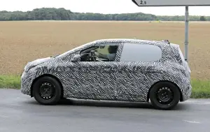 Renault Twingo 2026 - Foto spia 05-08-2025