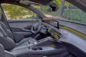 Peugeot E-5008 - Borgogna