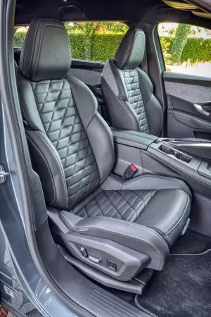 Peugeot E-5008 - Borgogna