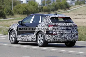 Audi Q4 2026 - Foto spia 19-8-2025 - 5