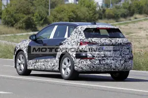 Audi Q4 2026 - Foto spia 19-8-2025 - 8