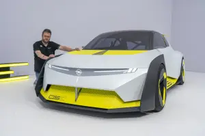 Opel Corsa GSE Vision Gran Turismo - Foto dal vivo e in studio