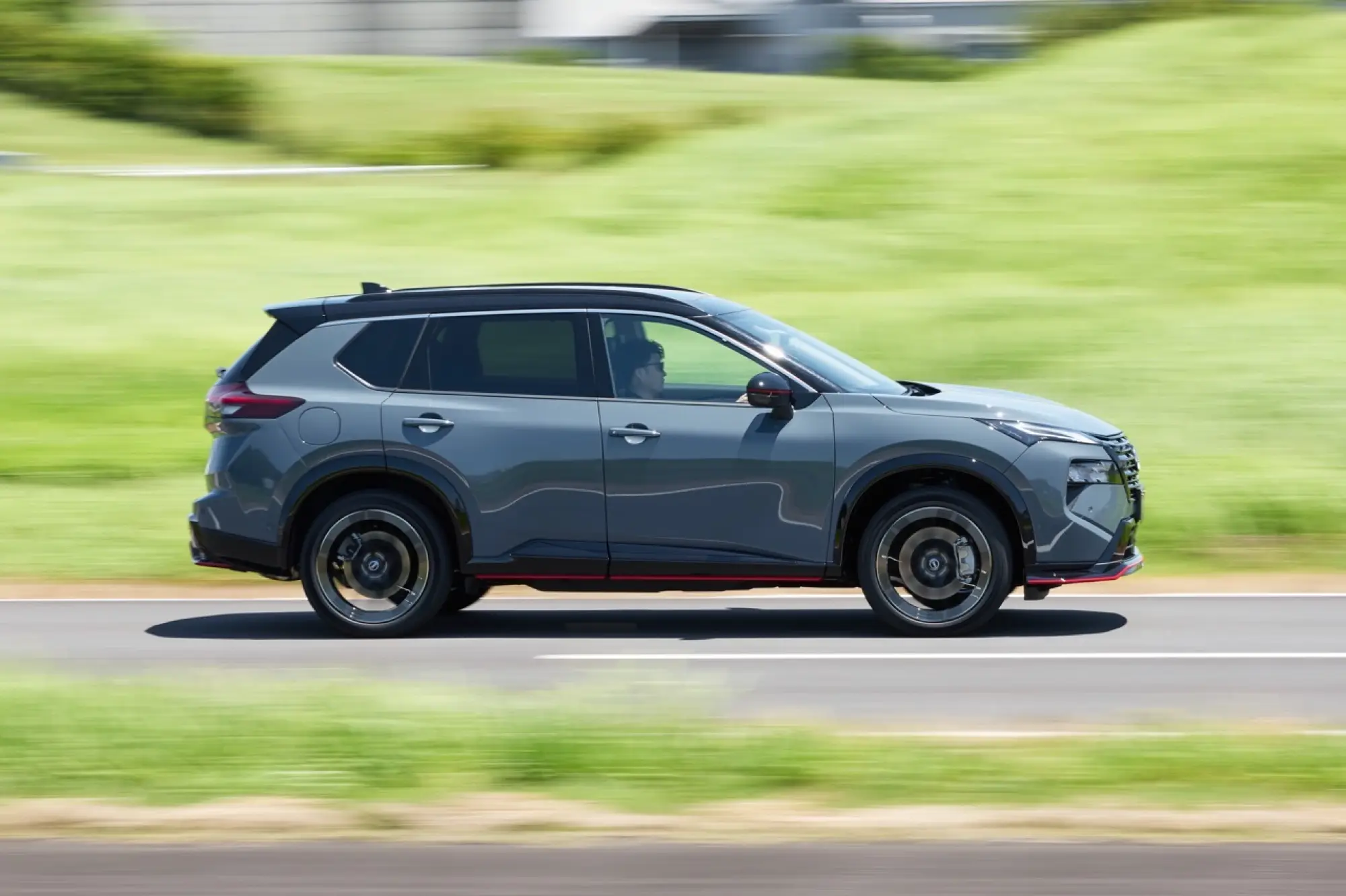 Nissan X-Trail Nismo - Foto Giappone - 11