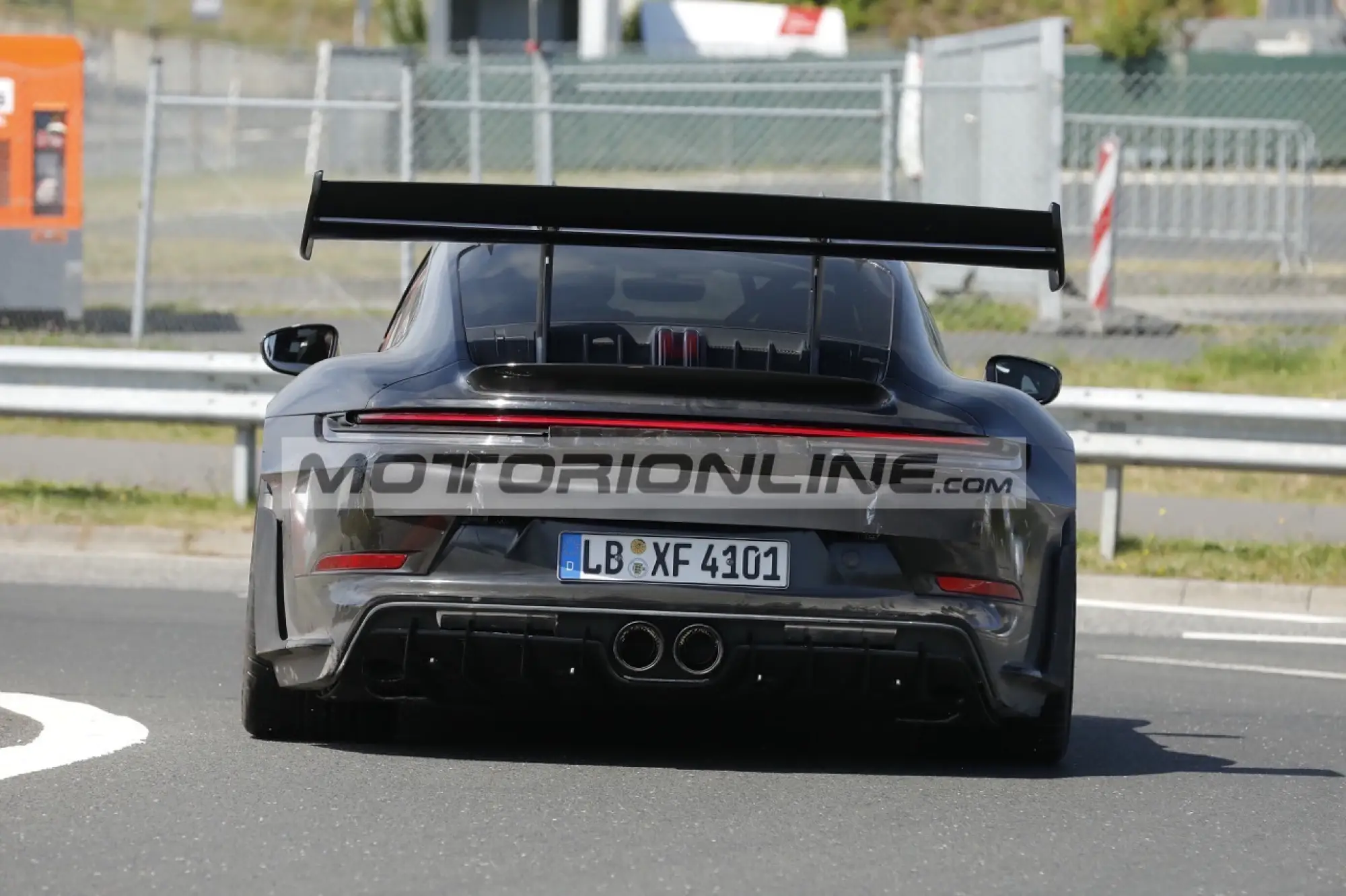 Porsche 911 GT3 RS - Foto spia 22-8-2025 - 8