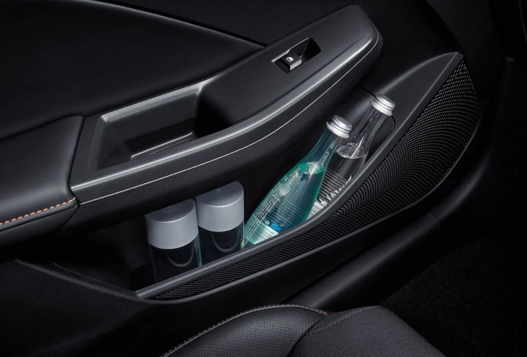MG 3 Hybrid 2025: prezzo, foto, dimensioni, allestimenti - 13