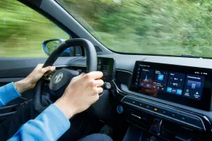 MG 3 Hybrid 2025: prezzo, foto, dimensioni, allestimenti