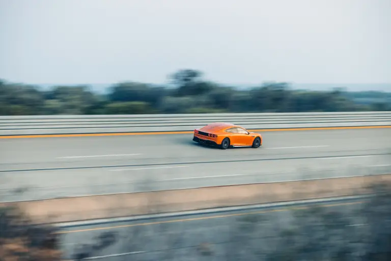 Mercedes-AMG GT XX - nuovo record di distanza - 2