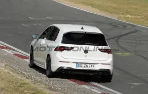 Volkswagen Golf R 350 - Foto spia 25-08-2025 - 9