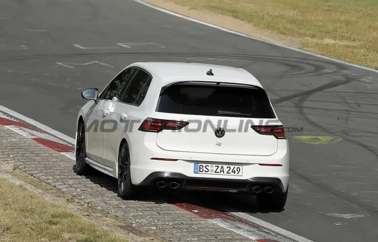 Volkswagen Golf R 350 - Foto spia 25-08-2025 - 9