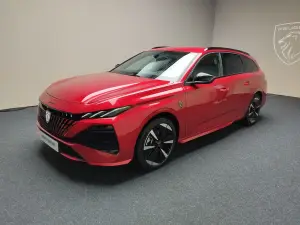Nuova Peugeot 308 2025 - Foto Parigi - 1
