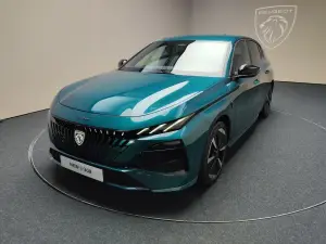 Nuova Peugeot 308 2025 - Foto Parigi - 11