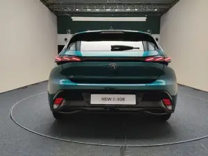 Nuova Peugeot 308 2025 - Foto Parigi - 9