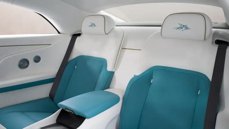 Rolls-Royce Spectre Inspired by Primavera - 13