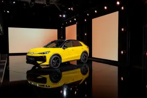 Volkswagen T-Roc 2026 - Foto ufficiali