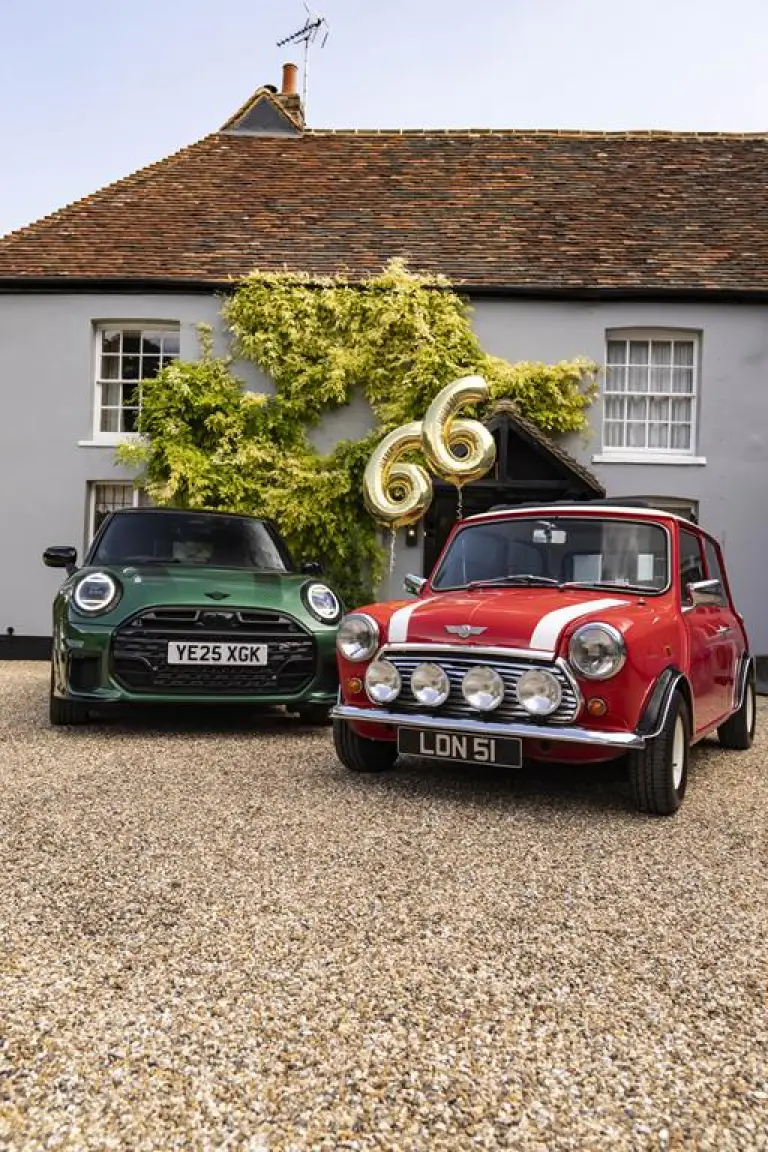 MINI compie 66 anni - 4