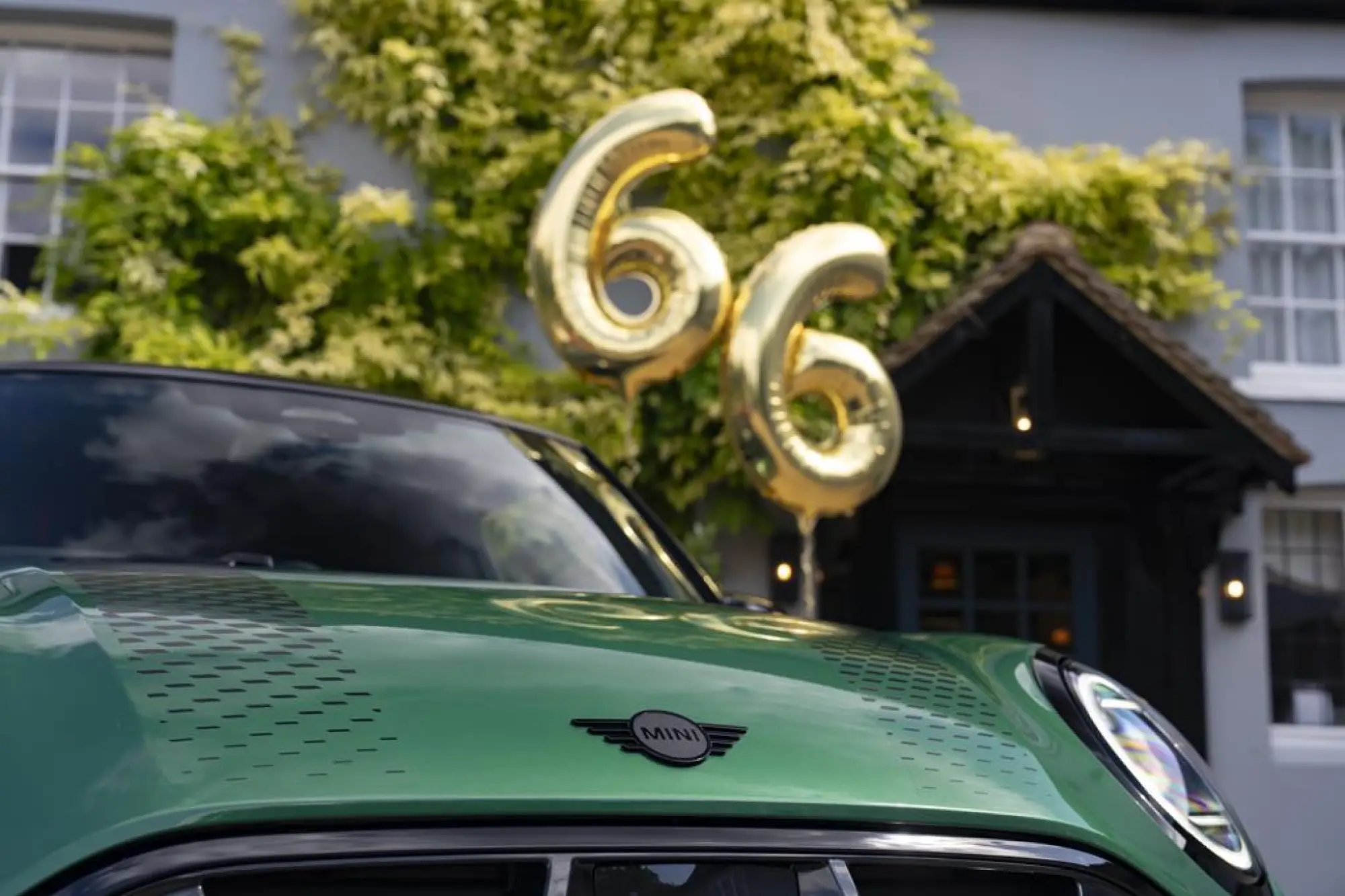 MINI compie 66 anni - 2