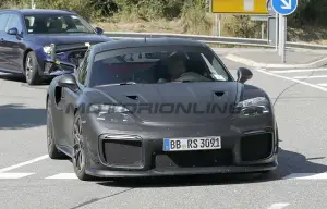 Porsche 911 Flachbau 2026 - Foto spia 27-08-2025