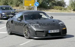 Porsche 911 Flachbau 2026 - Foto spia 27-08-2025