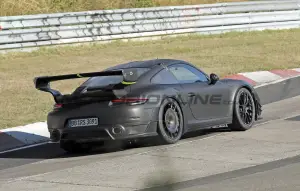 Porsche 911 Flachbau 2026 - Foto spia 27-08-2025
