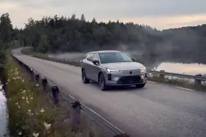 Volvo XC70 2026 - Foto ufficiali