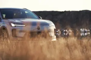 Volvo XC70 2026 - Foto ufficiali