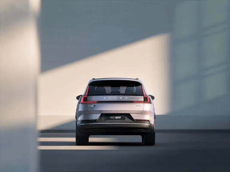 Volvo XC70 2026 - Foto ufficiali - 24