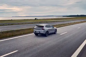 Volvo XC70 2026 - Foto ufficiali